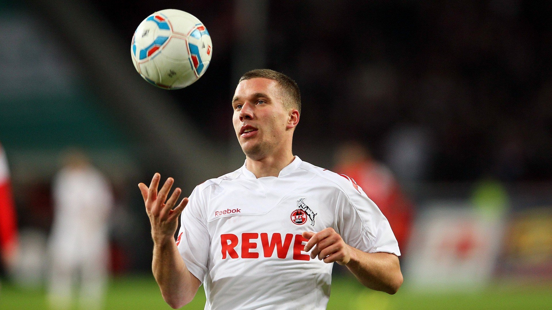 爱游戏中国官方登录入口网站-《PUBG Mobile》现场直播引万人观看，粉丝热情高涨，pubg mobile